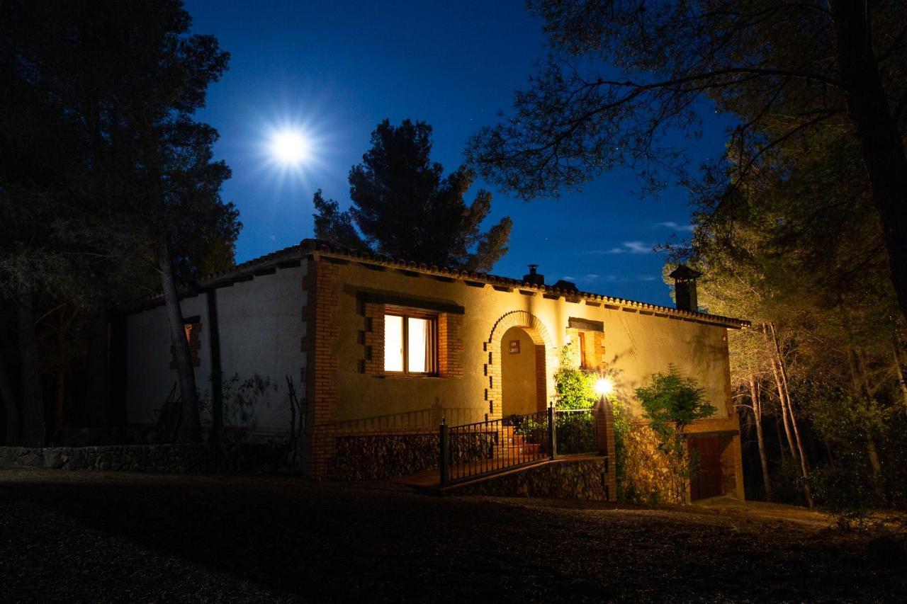 Vilanova de Escornalbou Aldeamia, Cozy Villa For 8 People, Pool, Mountain View, Beach At 8 Min מראה חיצוני תמונה